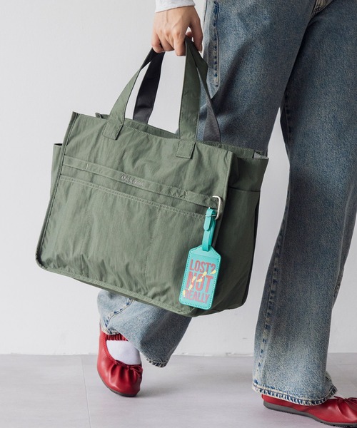 Out n About(アウトナバウト)の「キャリーオントートバッグ【Tough/タフ】L(トートバッグ・レディース・カーキ系1/ライトパープル/ブラック/ピンク/ライトカーキ・FREE)」の1枚目の写真