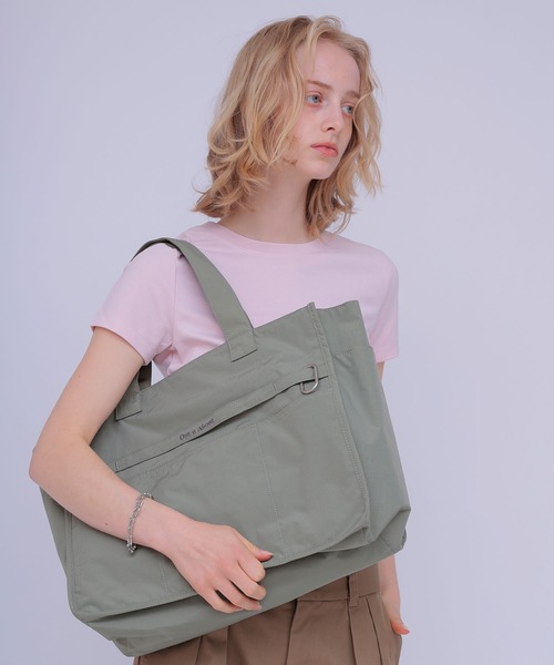 Out n About(アウトナバウト)の「キャリーオントートバッグ【Tough/タフ】L(トートバッグ・レディース・カーキ系1/ライトパープル/ブラック/ピンク/ライトカーキ・FREE)」の16枚目の写真