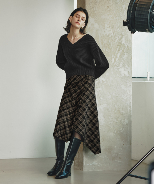 ZEROSTREET（ゼロストリート）の「ルゼロボタンチェックラップスカート / ブラウン（スカート・レディース・ブラウン・SMALL/MEDIUM）」の3枚目の写真