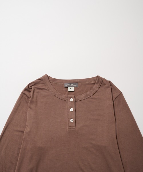 Eddie Bauer（エディーバウアー）の「エッセンシャル ヘンリーネックシャツ（Tシャツ/カットソー・レディース・ホワイト/杢グレー/ダークベージュ・XL/L/M/S）」の21枚目の写真