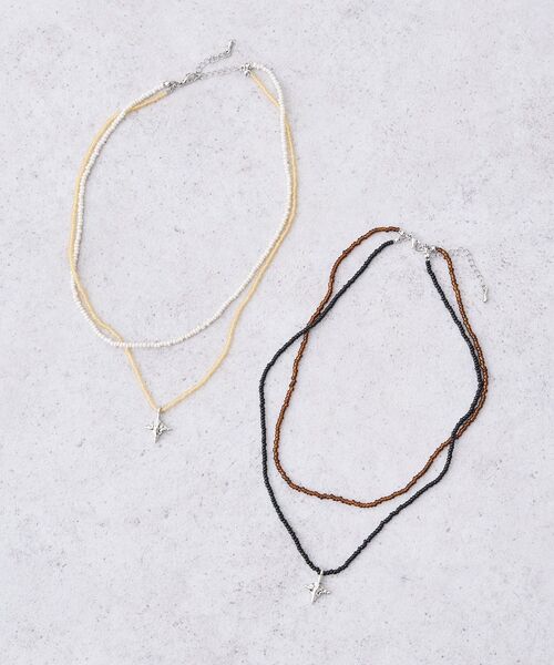 earth music&ecology（アースミュージックアンドエコロジー）の「ビーズ2連ネックレス（ネックレス・レディース・ブラック/アイボリー・FREE）」の3枚目の写真