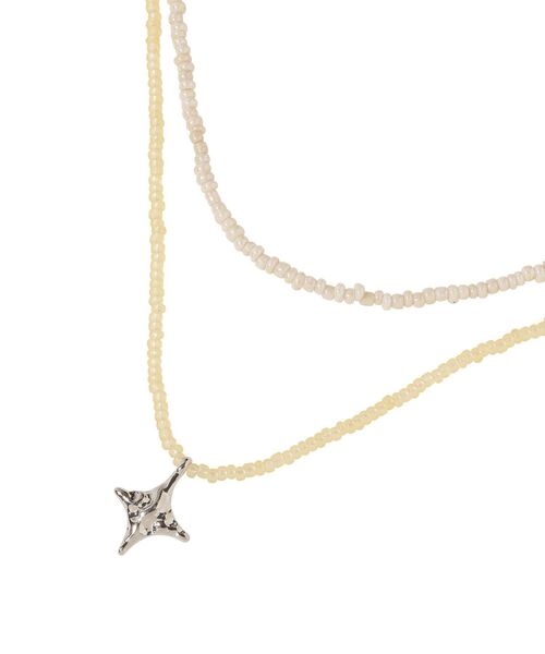 earth music&ecology（アースミュージックアンドエコロジー）の「ビーズ2連ネックレス（ネックレス・レディース・ブラック/アイボリー・FREE）」の6枚目の写真