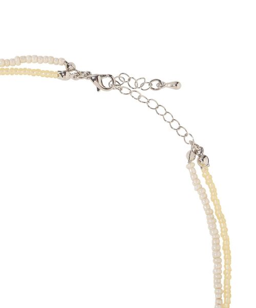 earth music&ecology（アースミュージックアンドエコロジー）の「ビーズ2連ネックレス（ネックレス・レディース・ブラック/アイボリー・FREE）」の7枚目の写真