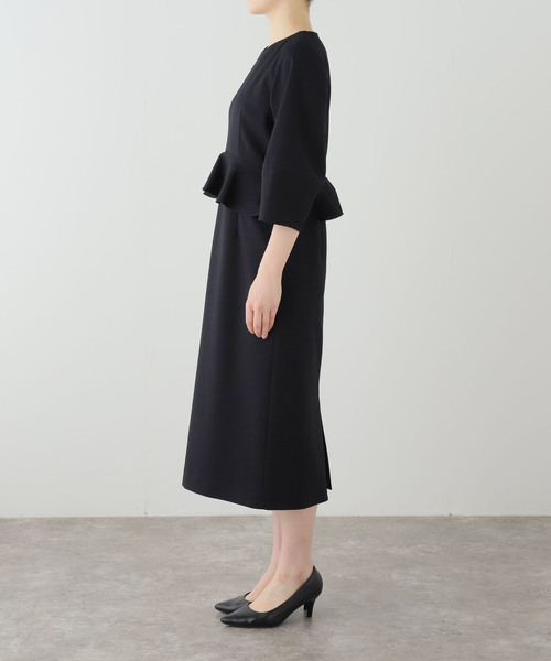 La TOTALITE（ラトータリテ）の「ペプラムサックワンピース（ワンピース・レディース・ネイビー/サックスブルー・36/38）」の9枚目の写真