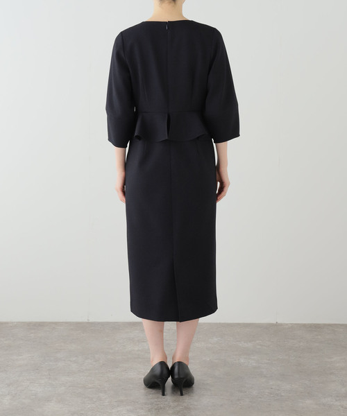 La TOTALITE（ラトータリテ）の「ペプラムサックワンピース（ワンピース・レディース・ネイビー/サックスブルー・36/38）」の10枚目の写真