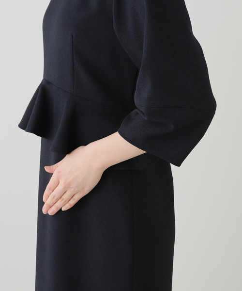 La TOTALITE（ラトータリテ）の「ペプラムサックワンピース（ワンピース・レディース・ネイビー/サックスブルー・36/38）」の12枚目の写真