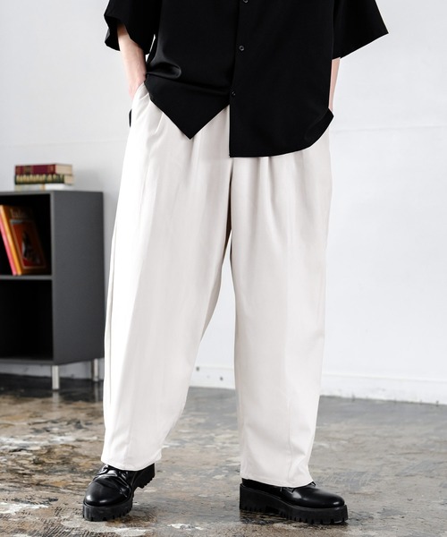 Rocky Monroe(ロッキーモンロー)の「多機能 接触冷感ストレッチUVカットイージーバルーンパンツ(その他パンツ・メンズ・ネイビー/オフホワイト/チャコール/ブルーグリーン/ブラック/カーキ・L/M)」の2枚目の写真