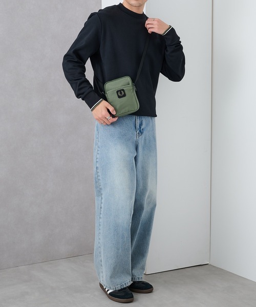 FRED PERRY（フレッドペリー）の「【FRED PERRY】CRINKLE NLYON SMALL SIDE L3341/クリンクル ナイロン ミニショルダーバッグ（ショルダーバッグ・メンズ・カーキ/ブラック・FREE）」の20枚目の写真