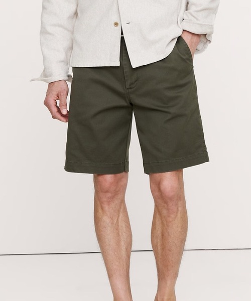 Banana Republic（バナナリパブリック）の「9インチ リブイン チノ ショートパンツ（その他パンツ・メンズ・インディゴブルー/カーキ/アイボリー/ブラック・28W/29W/30W/31W/32W/33W/34W）」の3枚目の写真