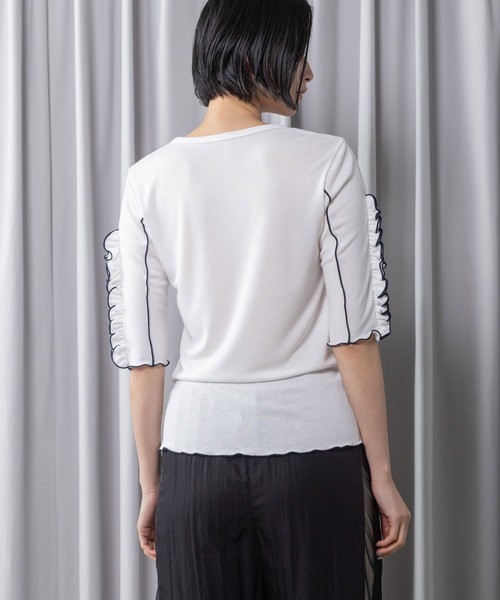 MARECHAL TERRE(マルシャルテル)の「【UV / 接触冷感 機能付き】ラッフル袖インナートップス(Tシャツ/カットソー・レディース・ライトグレー/ブラック/ブルー/オフホワイト・MEDIUM)」の22枚目の写真