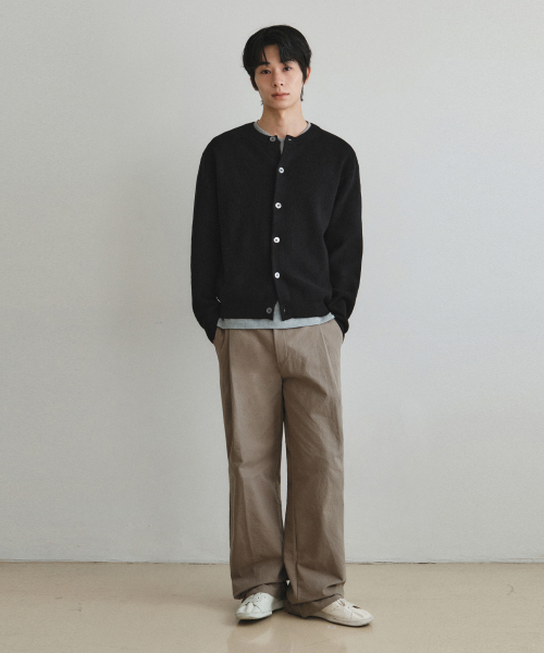 WEDNESDAY OASIS(ウェンズデーオアシス)の「ディープタックワイドコットンパンツ_DEEP BEIGE(W26PT03)(その他パンツ・メンズ・ダークベージュ・MEDIUM/LARGE/X-LARGE)」の3枚目の写真