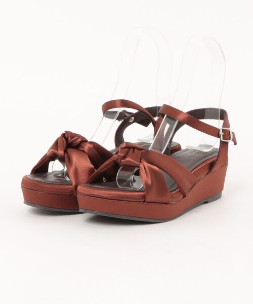 la farfa SHOES(ラ・ファーファ シューズ)の「la farfa shoes 厚底 リボンサンダル(サンダル・レディース・ブラウン/ブラック/ベージュ/シルバー・LL/XL/L/M)」の2枚目の写真