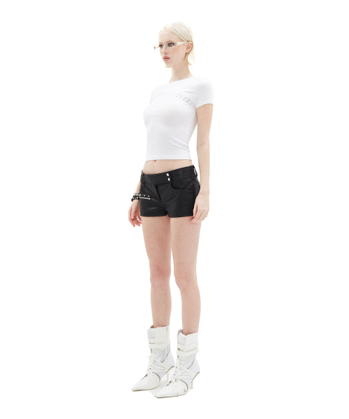 HILLDA（ヒルダ）の「オルビットスタッズスリムTシャツ[ホワイト]（Tシャツ/カットソー・レディース・その他・FREE）」の2枚目の写真
