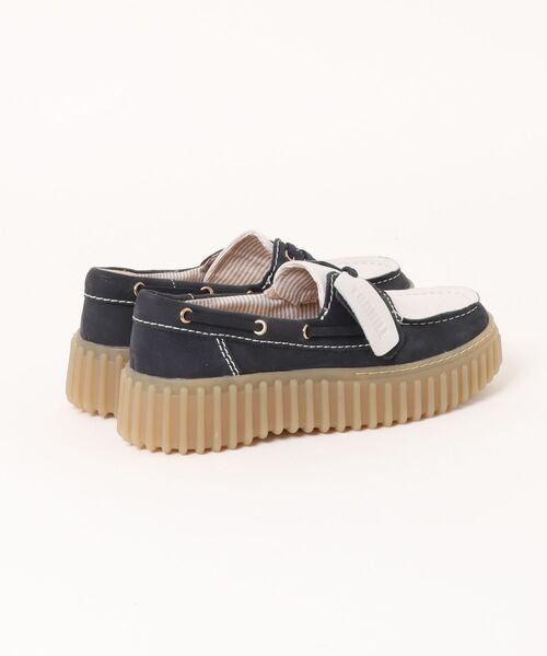 Clarks(クラークス)の「Clarks クラークス TORHILL BOAT レディースシューズ 厚底 モカシン(トーヒルボート) 26186303 ネイビーコンビ(モカシン/デッキシューズ・レディース・ネイビー・24.5cm/24.0cm/23.5cm/23.0cm/22.5cm)」の2枚目の写真