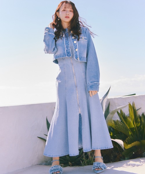 rienda(リエンダ)の「【SNSで話題・森香澄さん着用】フロントジップマーメイドデニムワンピース 春服(ワンピース・レディース・ダークブルー/ホワイト/ライトブルー・SMALL/MEDIUM)」の12枚目の写真