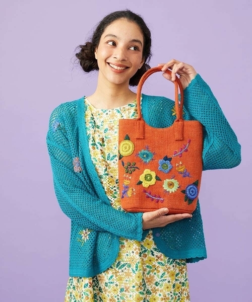 大きなレースモラ刺繍のバッグ フラワービーズ刺繍トートバッグ（トートバッグ）｜Jocomomola
