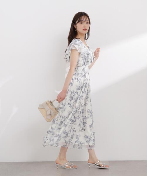 PROPORTION BODY DRESSING(プロポーションボディドレッシング)の「【加藤栞さん着用】ラッフル袖花柄ワンピース / 1216140408(ワンピース・レディース・グレー/パープル・MEDIUM/P/S/SMALL)」の5枚目の写真