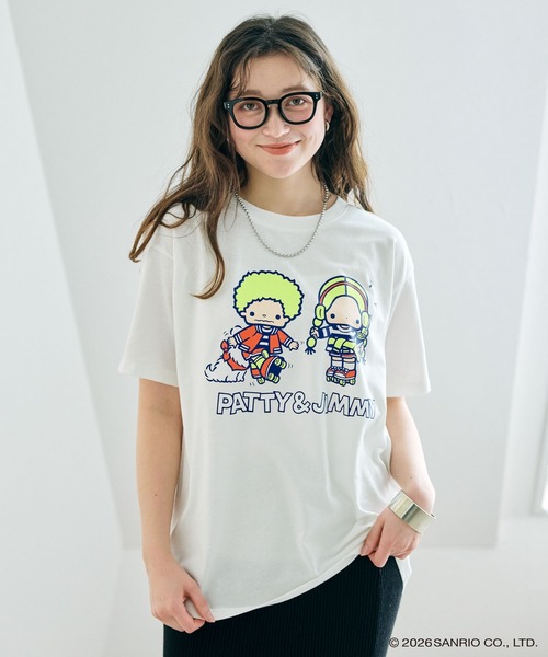 sanrio（サンリオ）の「【sanrio characters】パティ＆ジミープリント半袖Tシャツ《サンリオキャラクターズ》（2026SS）（Tシャツ/カットソー・レディース・イエロー/ネイビー/オフホワイト・M/3L/L/LL）」の5枚目の写真