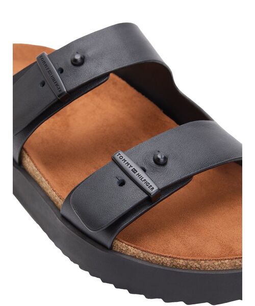 TOMMY HILFIGER(トミーヒルフィガー)の「コルクアジャスタブルレザーサンダル(サンダル・メンズ・ブラック・25cm/26.5cm/26cm)」の5枚目の写真