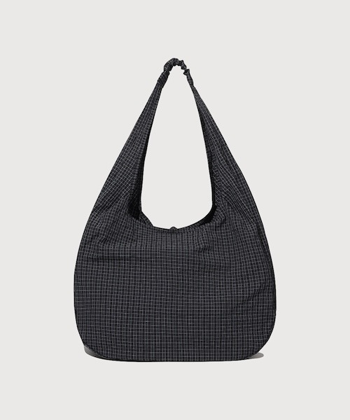 COVERNAT(カバーナット)の「WOMEN SHIRRING EGG ECO BAG(エコバッグ/サブバッグ・レディース・パープル/ネイビー・FREE)」の12枚目の写真