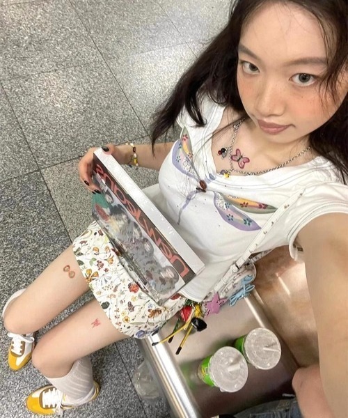 Vipoa（ヴィポア）の「Fairy dragonfly design tee（Tシャツ/カットソー・レディース・ホワイト/グリーン・FREE）」の4枚目の写真