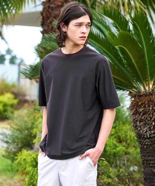 DRESSTERIOR(ドレステリア)の「【接触冷感/UVカット/ウォッシャブル】AIRTOOL クルーネックTシャツ(Tシャツ/カットソー・メンズ・ダークブラウン/ベージュ/ブラック・94/92/91/90)」の10枚目の写真