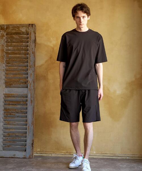 DRESSTERIOR(ドレステリア)の「【接触冷感/UVカット/ウォッシャブル】AIRTOOL クルーネックTシャツ(Tシャツ/カットソー・メンズ・ダークブラウン/ベージュ/ブラック・94/92/91/90)」の12枚目の写真