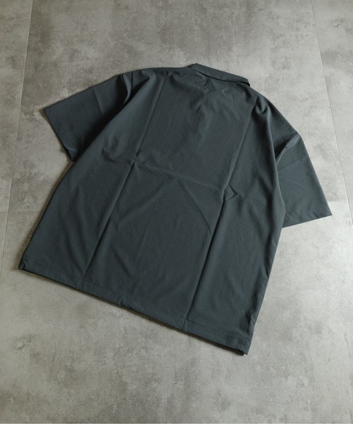 many men many mind(メニーメンメニーマインド)の「MANYMENMANYMINDS / AIRLEAKFABRIC/半袖ポロシャツ(ポロシャツ・メンズ・チャコール/ブラック・LARGE/X-LARGE/MEDIUM)」の7枚目の写真
