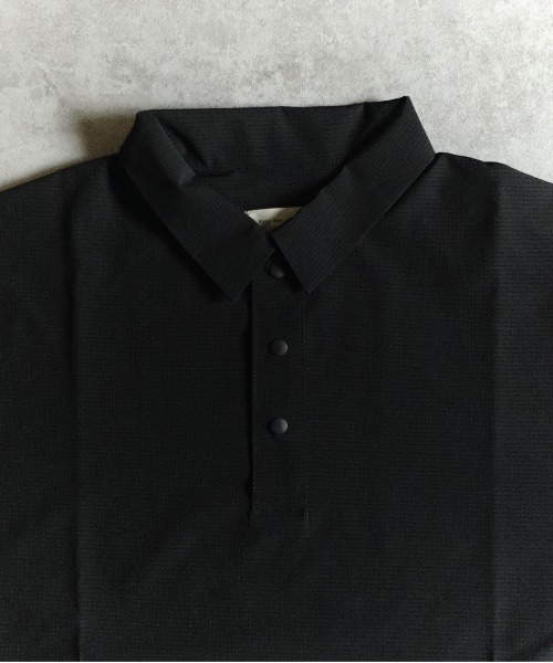 many men many mind(メニーメンメニーマインド)の「MANYMENMANYMINDS / AIRLEAKFABRIC/半袖ポロシャツ(ポロシャツ・メンズ・チャコール/ブラック・LARGE/X-LARGE/MEDIUM)」の13枚目の写真