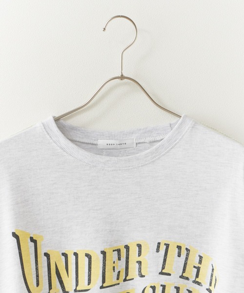 Chick(チック)の「Printed Drop-Shoulder Crew-Neck Long-Sleeve Top / プリントデザイン ドロップショルダー クルーネック長袖トップス ロンT 秋服 2026年秋冬(Tシャツ/カットソー・レディース・グレー/クリーム/チャコールグレー・FREE)」の9枚目の写真