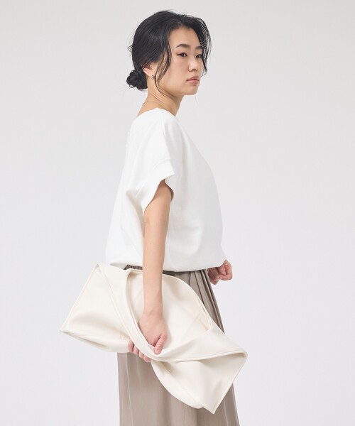 Rouge vif（ルージュヴィフ）の「スレッド編裏毛風ニットプルオーバー/オフショルダー/ワンショルダー/夏服（ニット/セーター・レディース・オフホワイト/グレー/セージグリーン・フリー）」の10枚目の写真