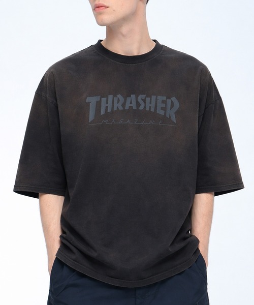 THRASHER（スラッシャー）の「THRASHER (スラッシャー) ダメージ加工 グラデーション Tシャツ 半袖 ビッグシルエット オーバーサイズ ヴィンテージ ユニセックス（Tシャツ/カットソー・メンズ・ピンク/ブラウン/ブルー/ブラック・M/L/LL）」の2枚目の写真