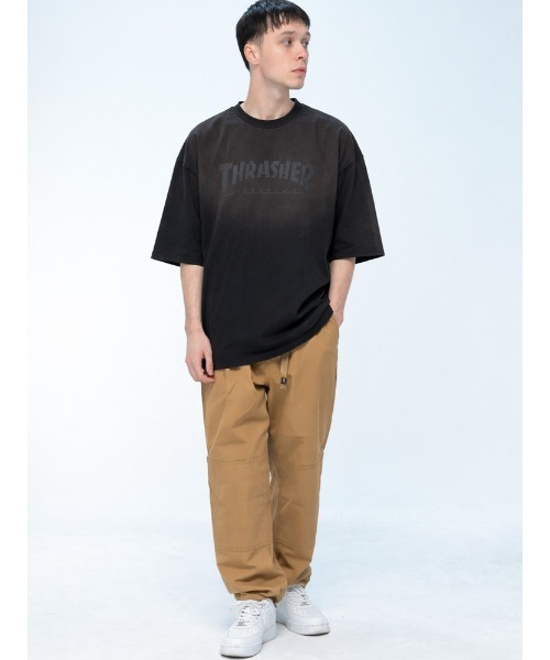 THRASHER（スラッシャー）の「THRASHER (スラッシャー) ダメージ加工 グラデーション Tシャツ 半袖 ビッグシルエット オーバーサイズ ヴィンテージ ユニセックス（Tシャツ/カットソー・メンズ・ピンク/ブラウン/ブルー/ブラック・M/L/LL）」の6枚目の写真