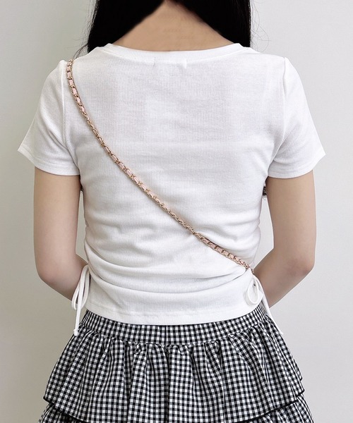 INGNI(イング)の「サイドギャザーリボンラインストーンロゴリブトップス(Tシャツ/カットソー・レディース・オフホワイト/サックスブルー/ライトピンク/ブラック・M)」の7枚目の写真