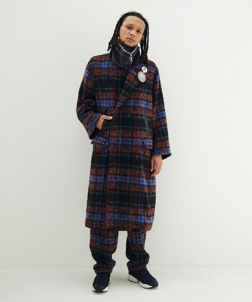 STOF(ストフ)の「Alternative Chaos Coat(チェスターコート・メンズ・ブラック/ブラック×グレー・M/S)」の3枚目の写真
