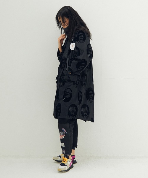 STOF(ストフ)の「Alternative Chaos Coat(チェスターコート・メンズ・ブラック/ブラック×グレー・M/S)」の9枚目の写真
