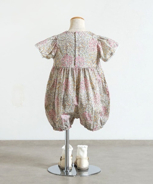 Hoppetta(ホッペッタ)の「【Hoppetta plus(ホッペッタプラス)】オーガニックコットンリバティロンパース 70・80cm(ロンパース・キッズ・ライトブルー/イエロー・70cm/80cm)」の4枚目の写真