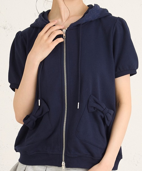 FCMM(エフシーエムエム)の「RIBBON HD SS/リボンフーディーSS(パーカー・レディース・ピンク/グレー/ネイビー・SMALL/MEDIUM)」の2枚目の写真