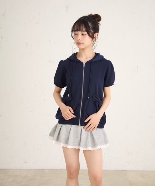 FCMM(エフシーエムエム)の「RIBBON HD SS/リボンフーディーSS(パーカー・レディース・ピンク/グレー/ネイビー・SMALL/MEDIUM)」の4枚目の写真