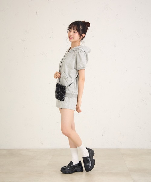 FCMM(エフシーエムエム)の「RIBBON HD SS/リボンフーディーSS(パーカー・レディース・ピンク/グレー/ネイビー・SMALL/MEDIUM)」の22枚目の写真