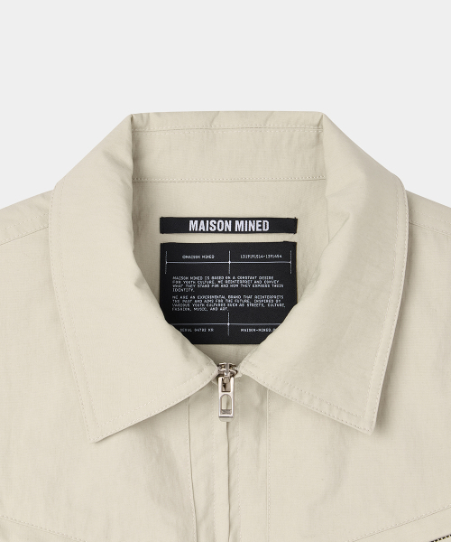MAISON MINED(メゾンミネド)の「OVERLAYED POCKET BLOUSON BEIGE(ブルゾン・メンズ・その他・SMALL/MEDIUM/LARGE)」の6枚目の写真