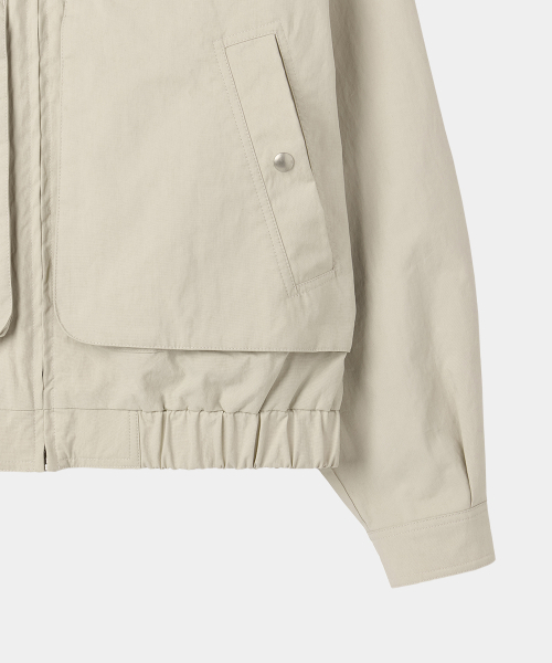 MAISON MINED(メゾンミネド)の「OVERLAYED POCKET BLOUSON BEIGE(ブルゾン・メンズ・その他・SMALL/MEDIUM/LARGE)」の4枚目の写真