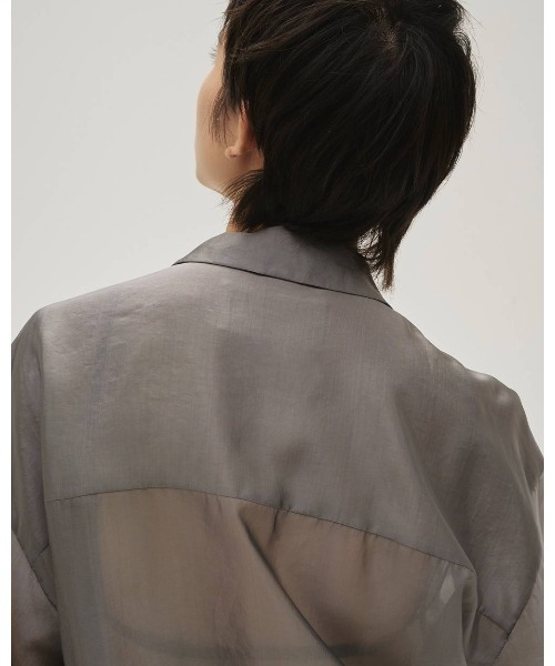 TODAYFUL（トゥデイフル）の「Chambray Silky Shirts 12610427（シャツ/ブラウス・レディース・グレー/ブラウン・FREE）」の4枚目の写真