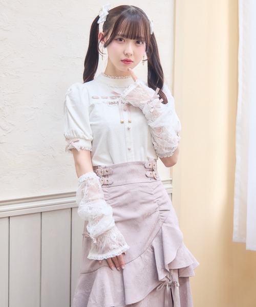 ROJITA(ロジータ)の「レースアームウォーマー付きデコルテレーストップス(Tシャツ/カットソー・レディース・ブラック/グレー/ホワイト・FREE)」の9枚目の写真