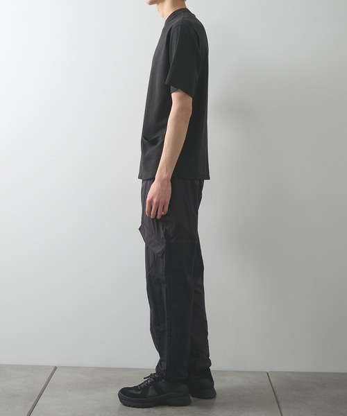 Product Twelve(プロダクトトゥエルブ)の「【Product Twelve】C/W Plating Garment Dyed T-Shirt(Tシャツ/カットソー・メンズ・ブラック/アイボリー・2/1)」の11枚目の写真