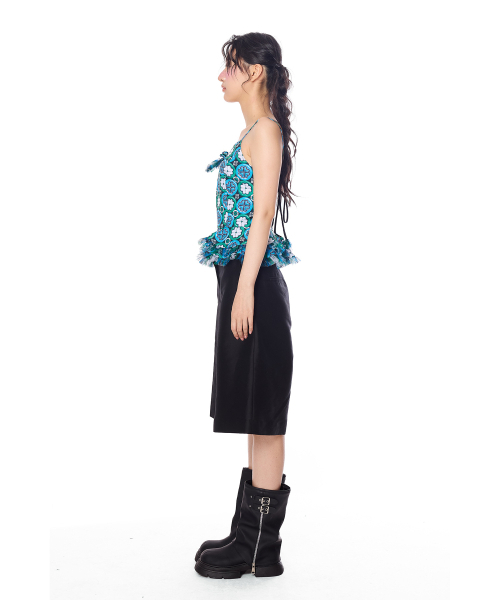 GREEDILOUS(グリディアス)の「Signature Floral Lace-up Waist Sleeveless Top(その他トップス・レディース・その他・X-SMALL/SMALL/MEDIUM/LARGE)」の4枚目の写真