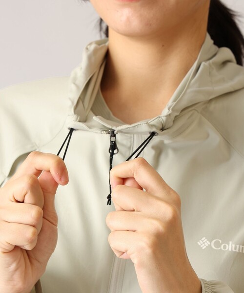 Columbia(コロンビア)の「Columbia/ ウィメンズトレイルラッシュソフトシェルジャケット /コロンビア(その他アウター・レディース・ミント/グリーン/ライトカーキ・L/M/S/XL)」の14枚目の写真
