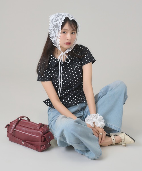 apres jour mignon(アプレジュールミニョン)の「裾フリルドットポロ(ポロシャツ・レディース・オフホワイト/ネイビー/ブラック・フリー/LARGE)」の6枚目の写真