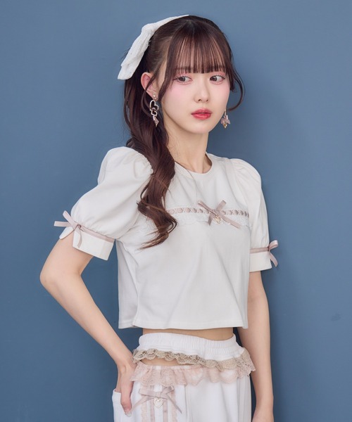ROJITA(ロジータ)の「ボリューム袖レースデザインTシャツ(Tシャツ/カットソー・レディース・ブラック/ホワイト/マルチ・FREE)」の6枚目の写真