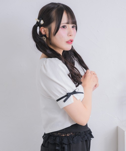 ROJITA(ロジータ)の「ボリューム袖レースデザインTシャツ(Tシャツ/カットソー・レディース・ブラック/ホワイト/マルチ・FREE)」の17枚目の写真